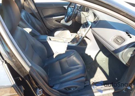 2015 Volvo V60 T5 Platinum from USA, damaged, VIN YV140MEMXF1265185